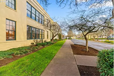 650 W 12th Ave, Eugene, OR 97402 - Photo 21