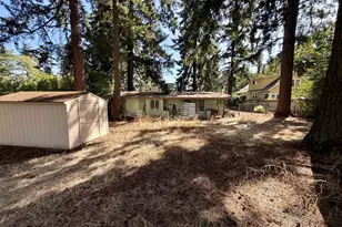 12825 SE Lincoln St, Portland, OR 97233 - Photo 47