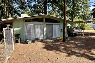 12825 SE Lincoln St, Portland, OR 97233 - Photo 9