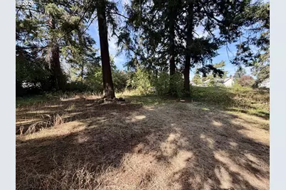 12825 SE Lincoln St, Portland, OR 97233 - Photo 45