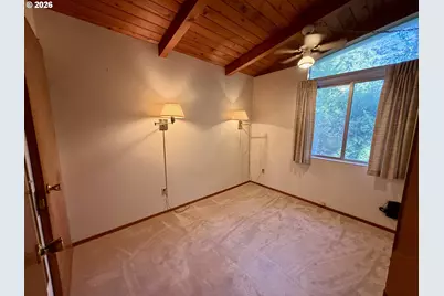 12825 SE Lincoln St, Portland, OR 97233 - Photo 35