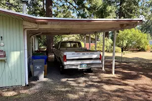 12825 SE Lincoln St, Portland, OR 97233 - Photo 11