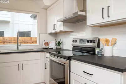 315 N Holland St, Portland, OR 97217 - Photo 7