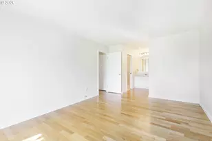 10480 SW Highland Dr, Portland, OR 97224 - Photo 15