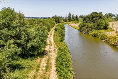 34579 E Columbia Ave, Scappoose, OR 97056 - Photo 33