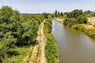 34579 E Columbia Ave, Scappoose, OR 97056 - Photo 33