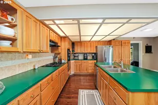 34579 E Columbia Ave, Scappoose, OR 97056 - Photo 13