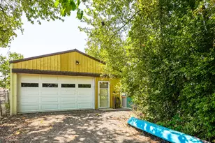 34579 E Columbia Ave, Scappoose, OR 97056 - Photo 35