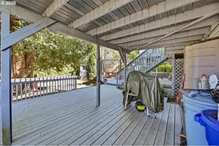 2330 SE Paloma Dr, Gresham, OR 97080 - Photo 25