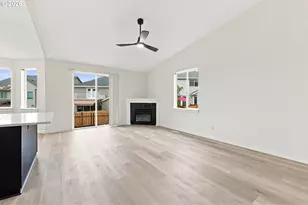 14121 SW Tewkesbury Dr, Portland, OR 97224 - Photo 9