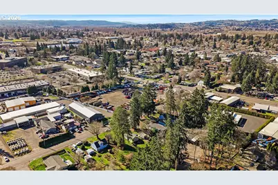 1095 Candlewood Dr NE, Keizer, OR 97303 - Photo 9