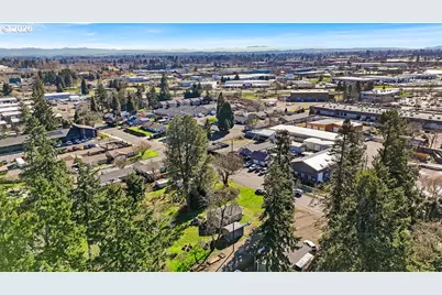 1095 Candlewood Dr NE, Keizer, OR 97303 - Photo 11