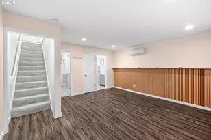 4594 SW Caldew St, Portland, OR 97219 - Photo 17