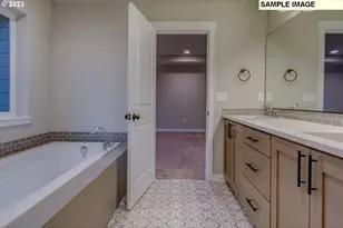 1330 S 32nd Ave, Cornelius, OR 97113 - Photo 3