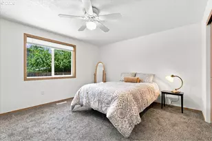 10808 NE 22nd Pl, Vancouver, WA 98686 - Photo 11