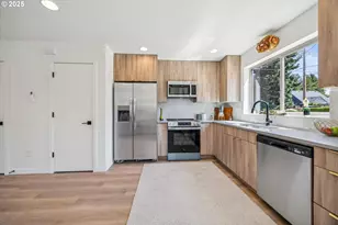 7307 N Stanford Ave, Portland, OR 97203 - Photo 9