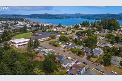 2342 Brussells St, North Bend, OR 97459 - Photo 23