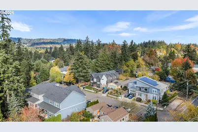 9702 SW 54th Ave, Portland, OR 97219 - Photo 15