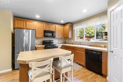 15480 SW Mica Ln, Beaverton, OR 97007 - Photo 13