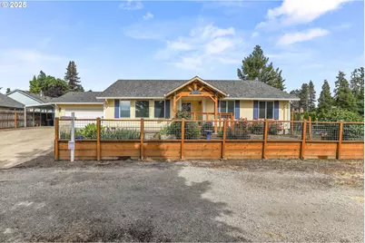 709 S Park St, Carlton, OR 97111 - Photo 5