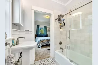 637 Niagara Ave, Astoria, OR 97103 - Photo 27
