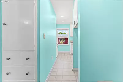 9619 N Exeter Ave, Portland, OR 97203 - Photo 13
