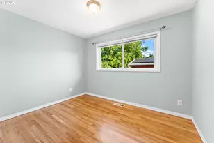 9619 N Exeter Ave, Portland, OR 97203 - Photo 17