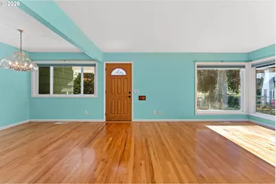 9619 N Exeter Ave, Portland, OR 97203 - Photo 9