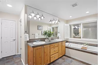 14992 SW Lookout Dr, Portland, OR 97224 - Photo 39