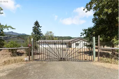 177 Spur Dr, Roseburg, OR 97471 - Photo 7