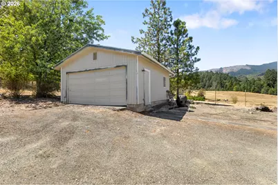 177 Spur Dr, Roseburg, OR 97471 - Photo 39