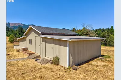 177 Spur Dr, Roseburg, OR 97471 - Photo 5
