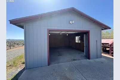 85474 Christmas Valley Hwy, Silver Lake, OR 97638 - Photo 33