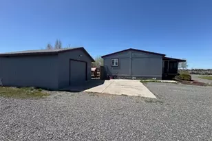 85474 Christmas Valley Hwy, Silver Lake, OR 97638 - Photo 33