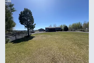 85474 Christmas Valley Hwy, Silver Lake, OR 97638 - Photo 37