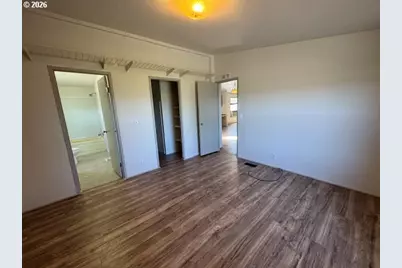 85474 Christmas Valley Hwy, Silver Lake, OR 97638 - Photo 27