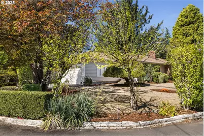 415 NE 116th Pl, Portland, OR 97220 - Photo 3