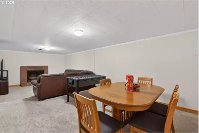 415 NE 116th Pl, Portland, OR 97220 - Photo 17