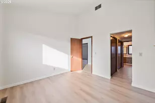 1205 Holly St, Kelso, WA 98626 - Photo 13