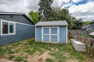 1023 Josephine St E, Monmouth, OR 97361 - Photo 27