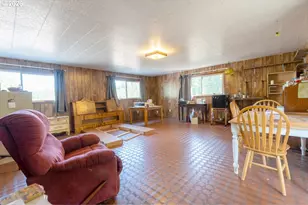 43304 Ames Creek Rd, Sweet Home, OR 97386 - Photo 17