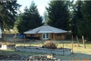 43304 Ames Creek Rd, Sweet Home, OR 97386 - Photo 3