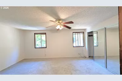 4739 Larkwood St, Eugene, OR 97405 - Photo 11