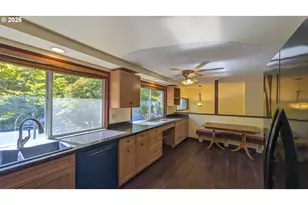 4739 Larkwood St, Eugene, OR 97405 - Photo 3