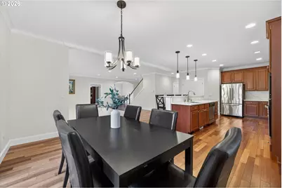 12615 SW 21st Ct, Lake Oswego, OR 97035 - Photo 9