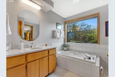 315 N Chinook St, Cannon Beach, OR 97110 - Photo 27