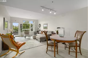 1718 NE 11th Ave, Portland, OR 97212 - Photo 3