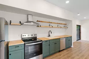2610 NE 107th Ave, Portland, OR 97220 - Photo 33