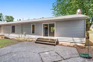 2610 NE 107th Ave, Portland, OR 97220 - Photo 39