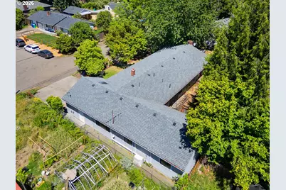 2610 NE 107th Ave, Portland, OR 97220 - Photo 43